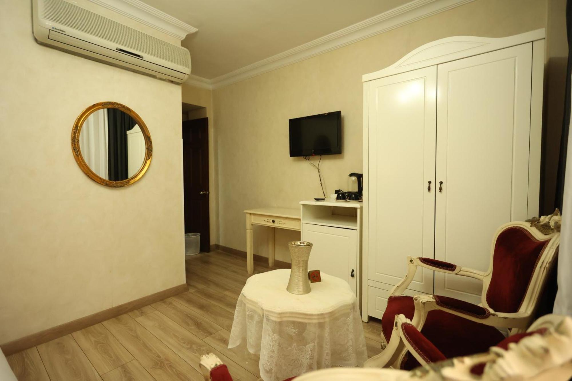 Asmali Hotel Istanboel Buitenkant foto