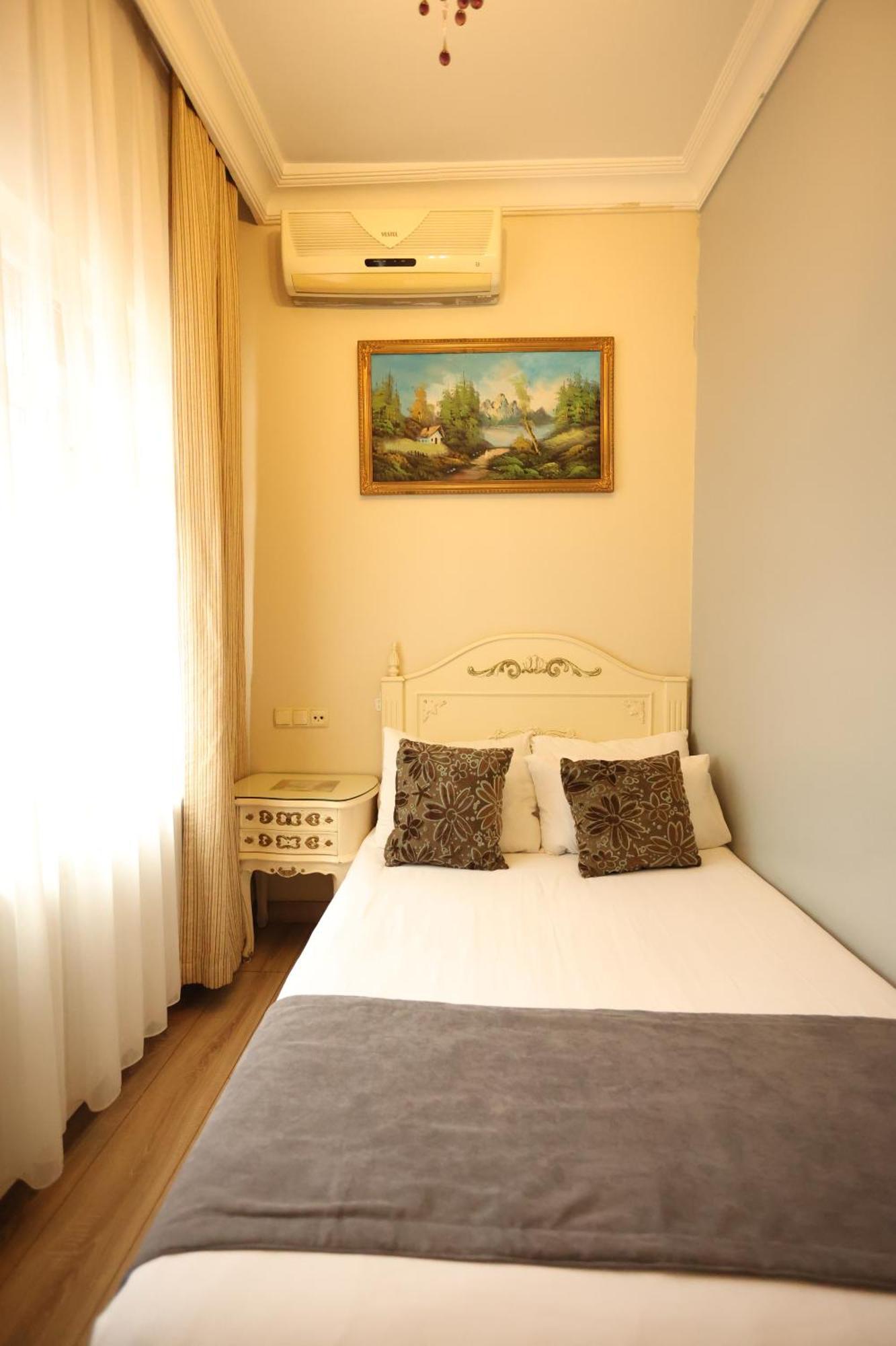 Asmali Hotel Istanboel Buitenkant foto