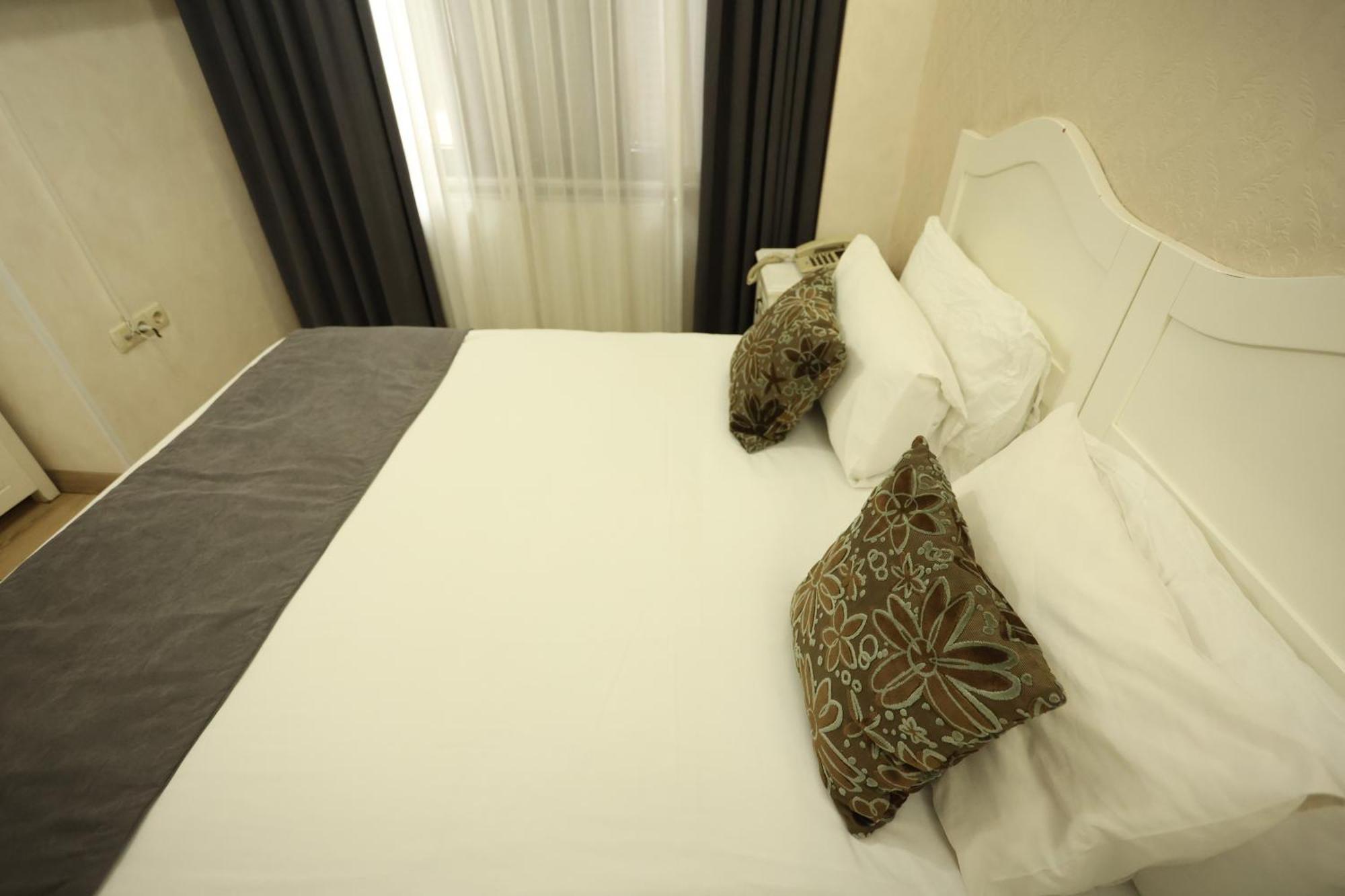 Asmali Hotel Istanboel Buitenkant foto