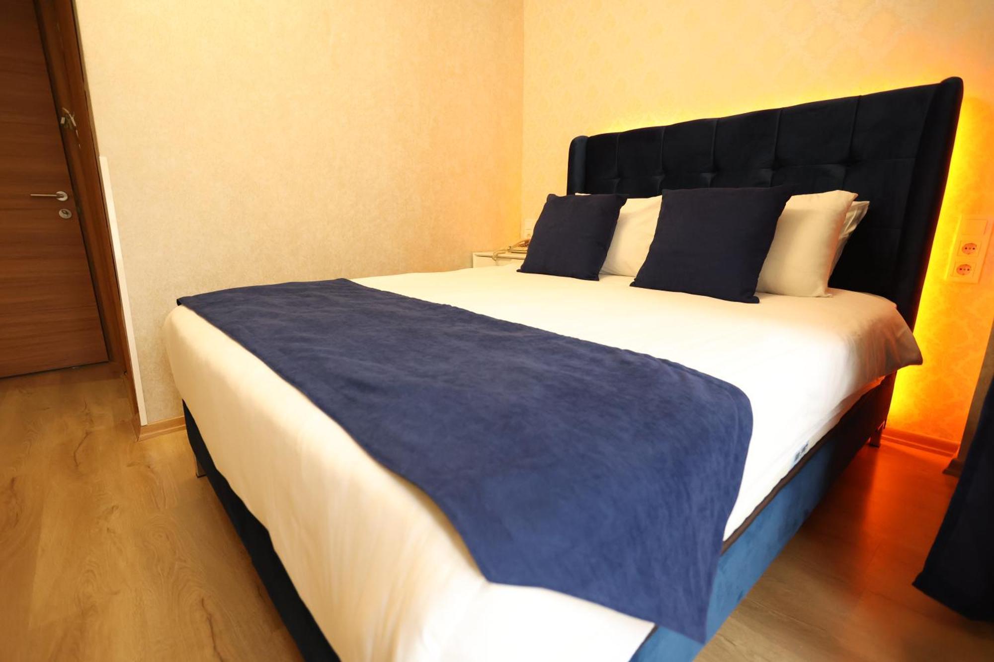 Asmali Hotel Istanboel Buitenkant foto